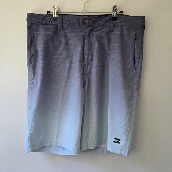 BILLABONG Crossfire Submersible Hybrid Shorts | 34 Waist | Ombre Swim Trunks EUC - Picture 1 of 7